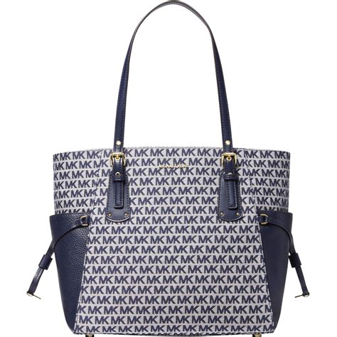 michael kors voyager signature east west tote|Michael Kors voyager east west.